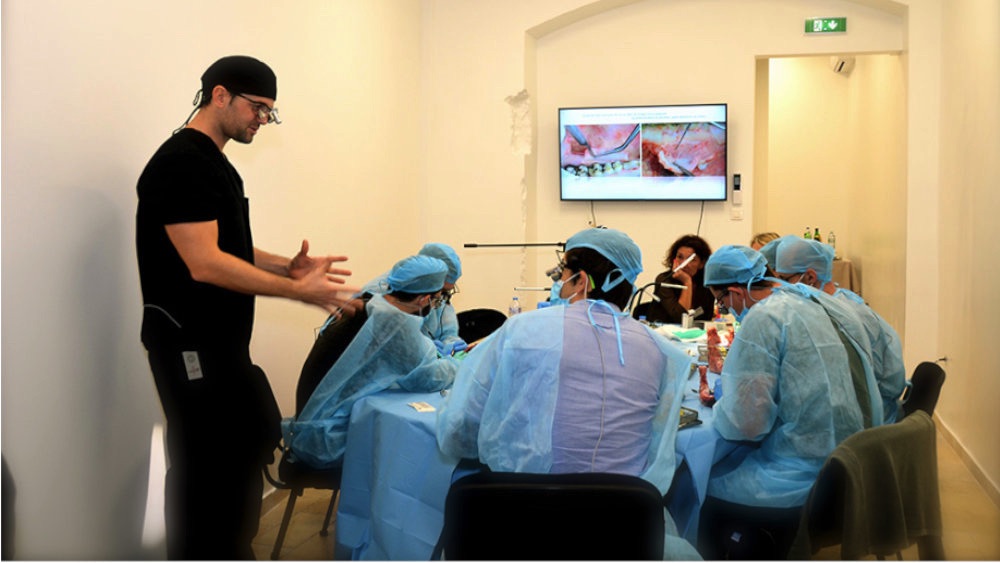 Formation implantologie orale Gard salle formation travaux pratiques 2